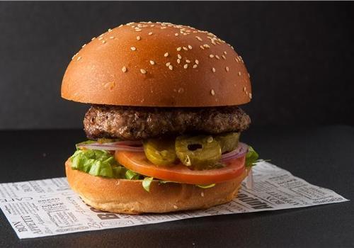 המבורגר מעושן (150 גרם) המבורגר מעושן (150 גרם)