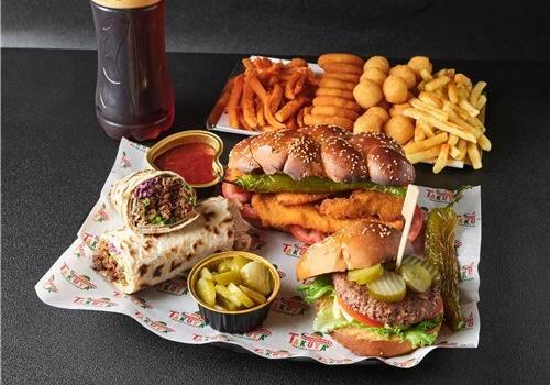 קומבו שלוש + שלוש