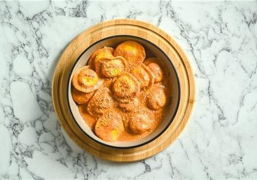 רביולי גבינה