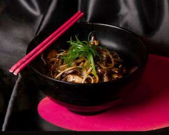 נודלס פטריות