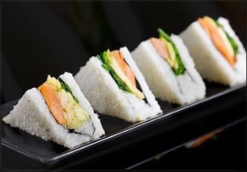 סנדוויץ' צמחוני בהרכבה