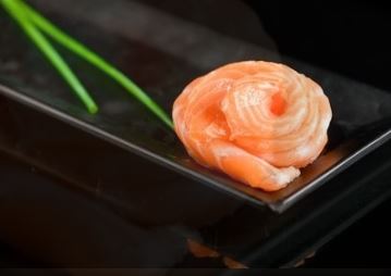 סאשימי סלמון