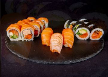 קומבינאצה סלמון - 19 יח'