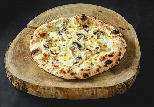 פיצה שמנת פטריות