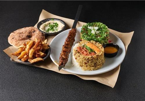 קבב עגל בצלחת