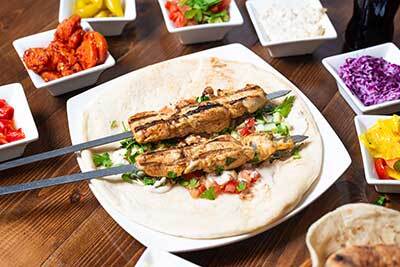 חזה עוף בצלחת