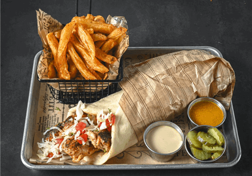 2 שיפודי קבב/ פרגית בלאפה + צ'יפס אישי+ שתייה