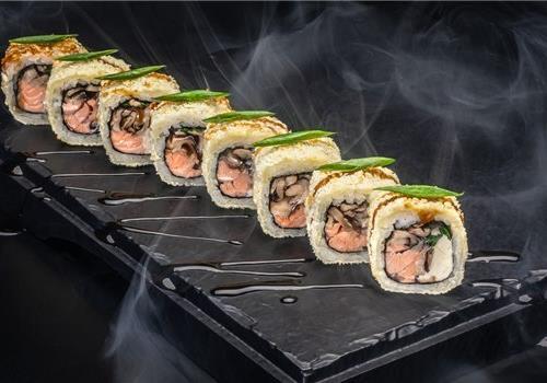 רול חם בנזאי