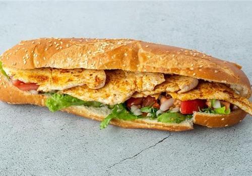 חזה עוף בלחמניה