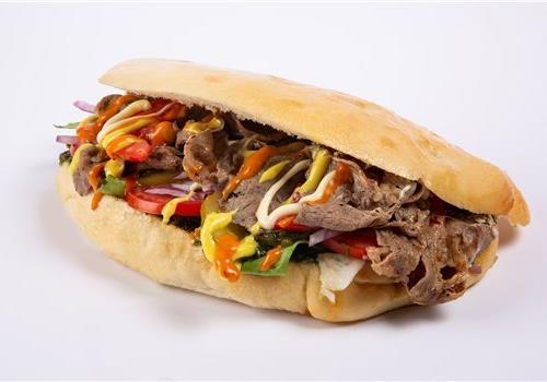 כריך ביף מן אנטריקוט (140 גרם)