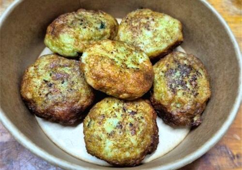 קציצות עוף מטוגנות - 12 יח (4 מנות) בהנחה מיוחדת