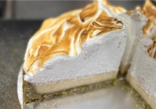 פאי לימון מרנג שרוף פאי לימון מרנג שרוף