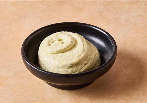 איולי בזיליקום  גדול